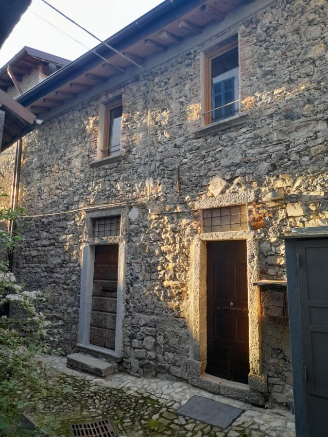 Hotel Antica Calvasino Lezzeno Exterior foto